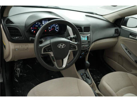 2017 Hyundai Accent Value Edition