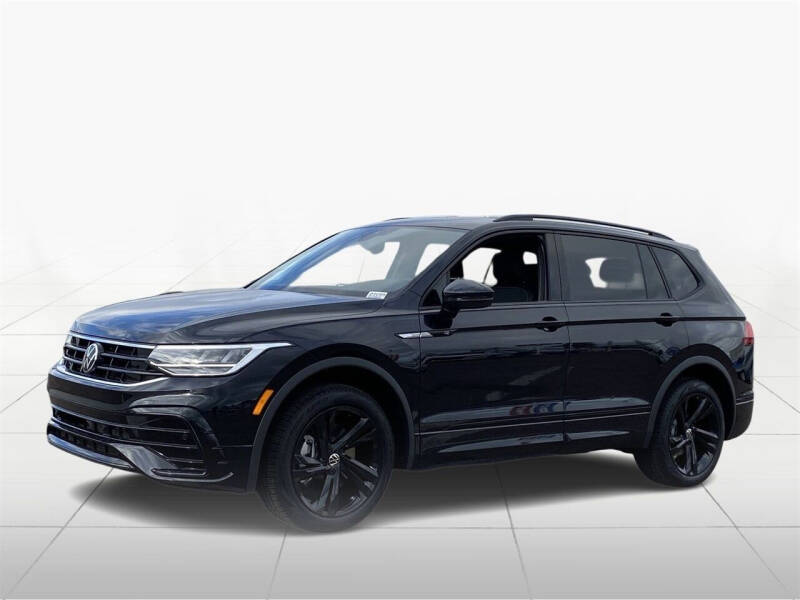 2023 Volkswagen Tiguan SE R-Line Black