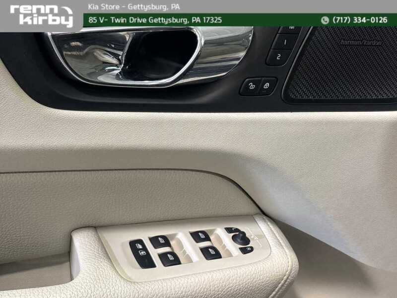 2019 Volvo XC60 T6 Momentum