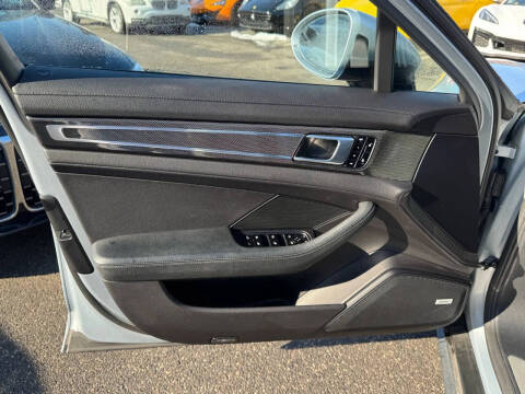 2018 Porsche Panamera