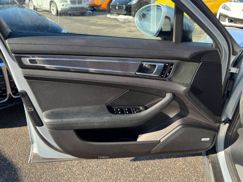 2018 Porsche Panamera