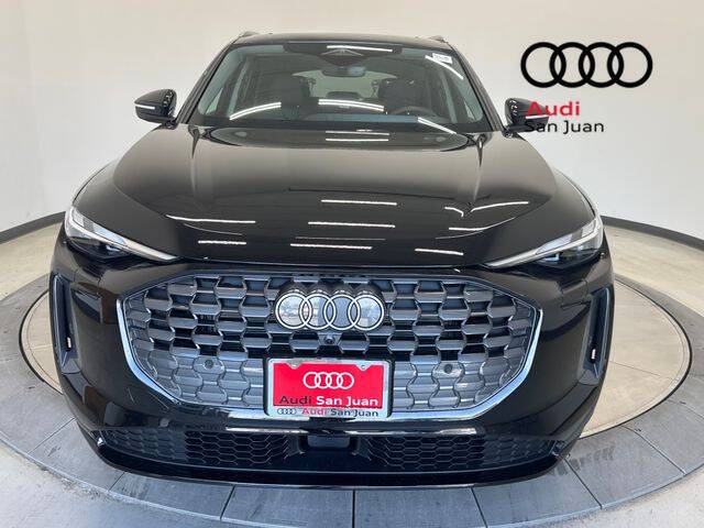 2025 Audi Q5 quattro Premium TFSI