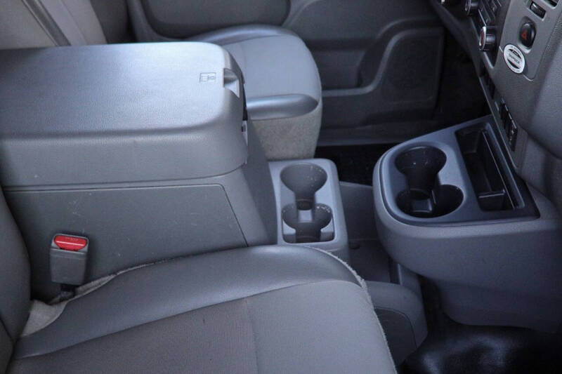 2020 Nissan NV 2500 HD SV