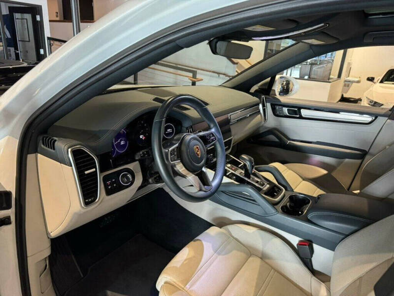 2023 Porsche Cayenne