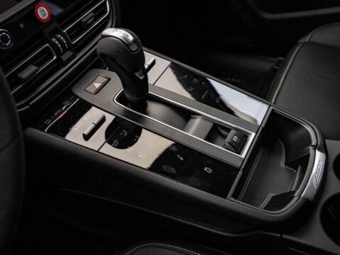 2026 Porsche Macan T