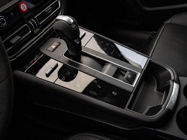 2026 Porsche Macan T