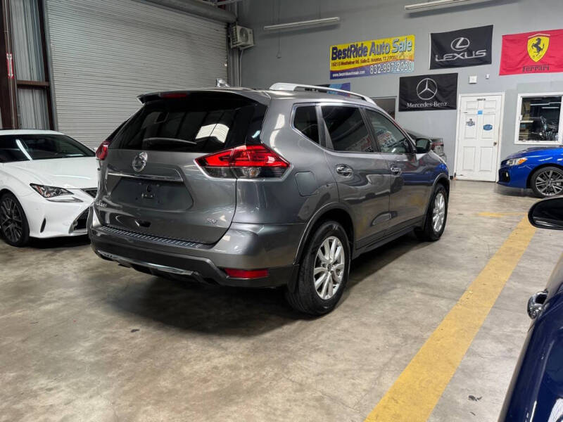2017 Nissan Rogue