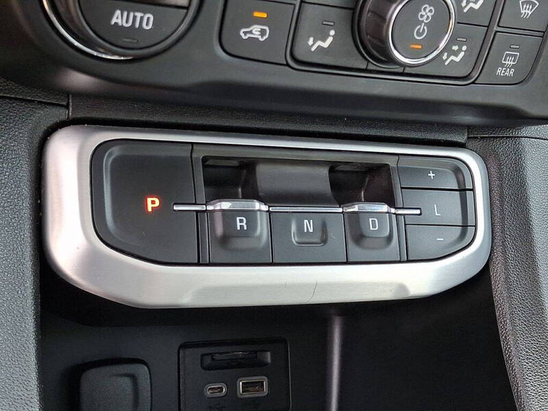 2020 GMC Acadia SLT