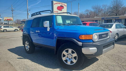 2007 Toyota FJ Cruiser for sale at GLADSTONE AUTO SALES    GUARANTEED CREDIT APPROVAL in Gladstone MO