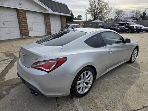 2013 Hyundai Genesis Coupe 2.0T Premium