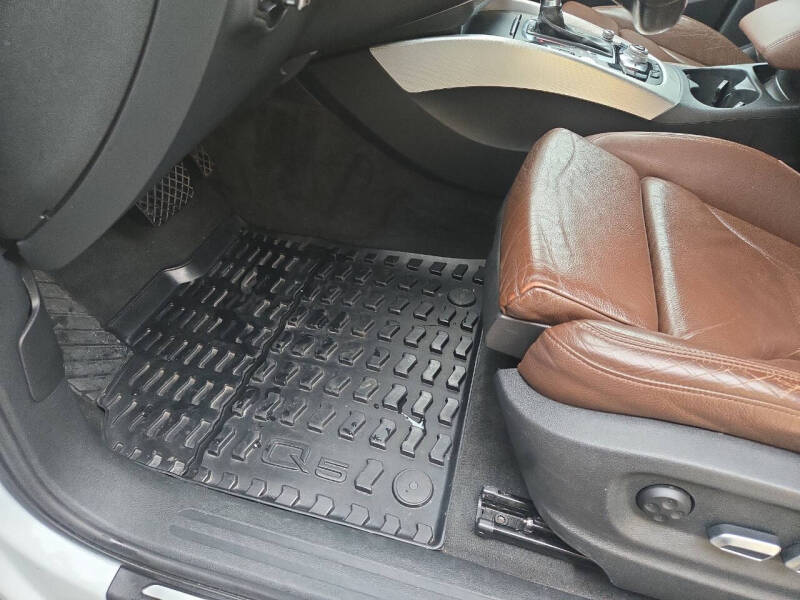 2017 Audi Q5 2.0T quattro Premium Plus