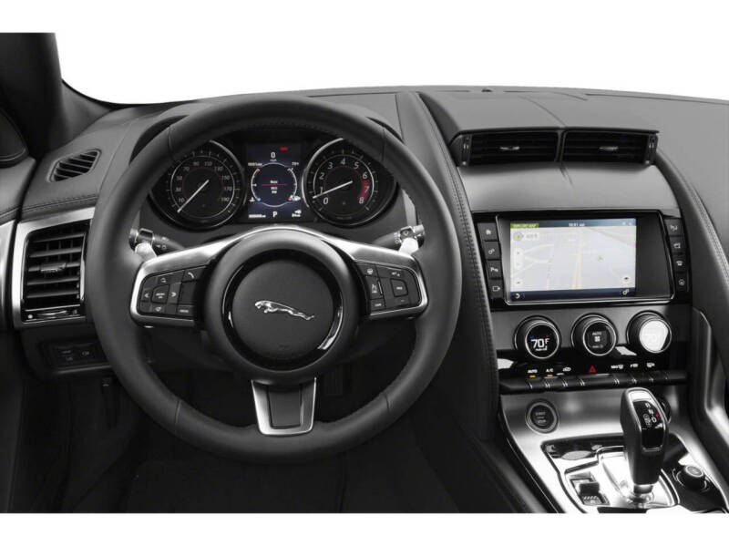 2019 Jaguar F-TYPE P300