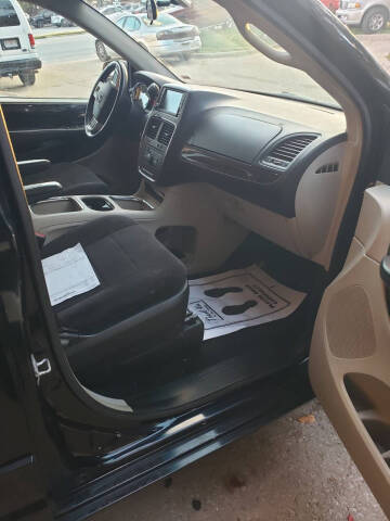 2011 Dodge Grand Caravan Crew