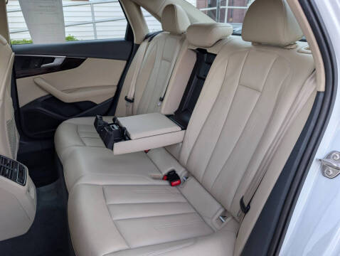 2017 Audi A4 2.0T quattro Premium Plus