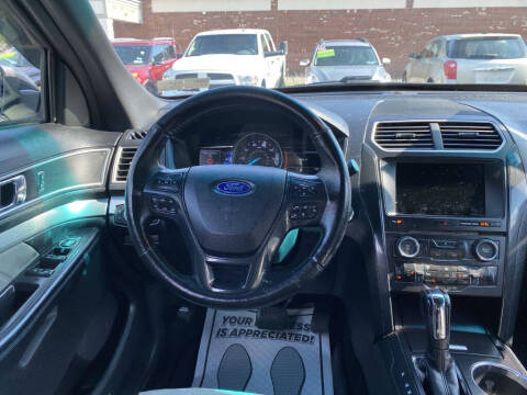 2017 Ford Explorer XLT