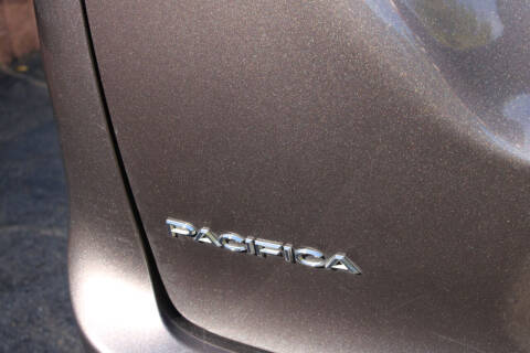 2020 Chrysler Pacifica Touring L