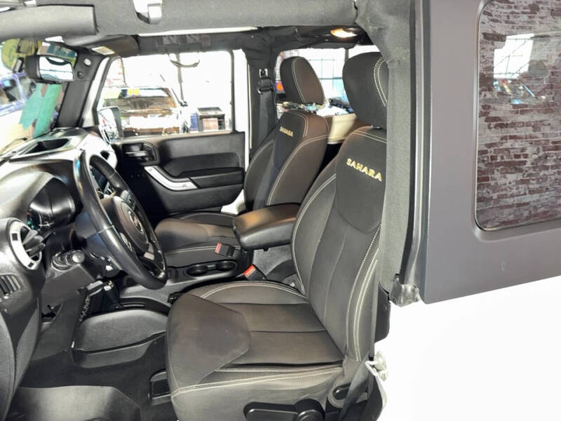 2015 Jeep Wrangler Sahara