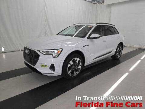 2022 Audi e-tron quattro Premium