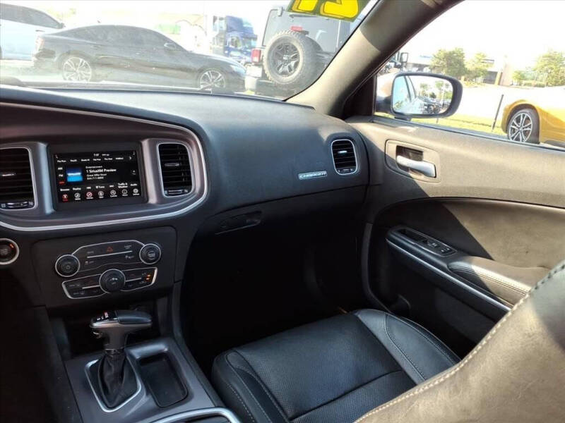 2021 Dodge Charger SXT