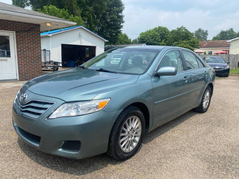 2010 Toyota Camry for sale at MYERS PRE OWNED AUTOS & POWERSPORTS in Paden City WV