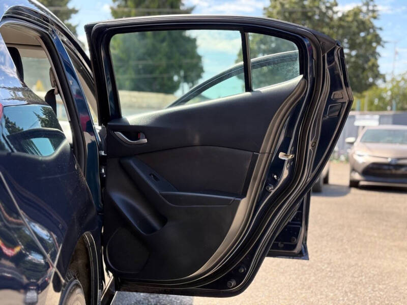 2016 Mazda MAZDA3 i Sport