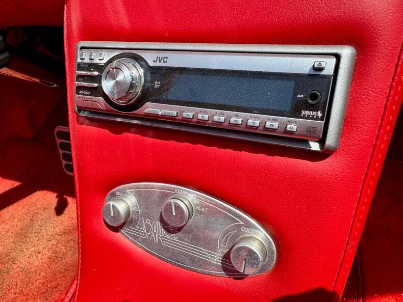 1948 Ford Super Deluxe