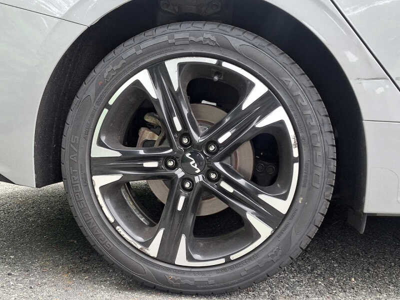 2023 Kia K5