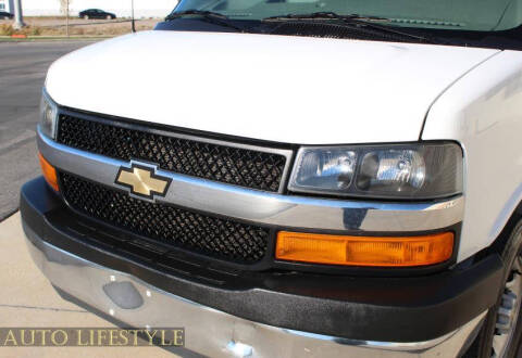 2023 Chevrolet Express 2500