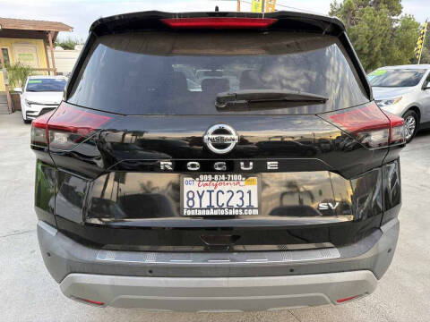 2021 Nissan Rogue SV