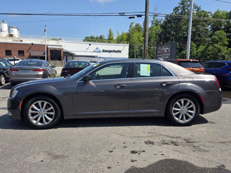 2015 Chrysler 300 Limited