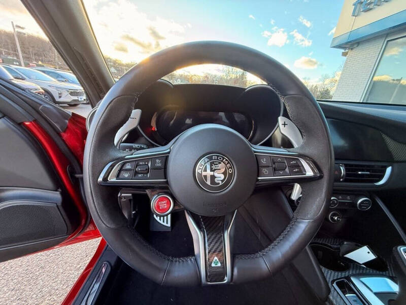 2024 Alfa Romeo Giulia Quadrifoglio