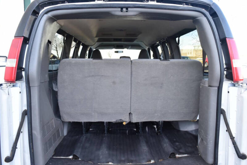 2017 Chevrolet Express LS 2500