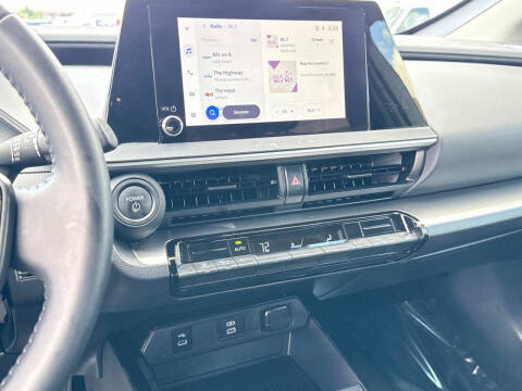 2024 Toyota Prius LE