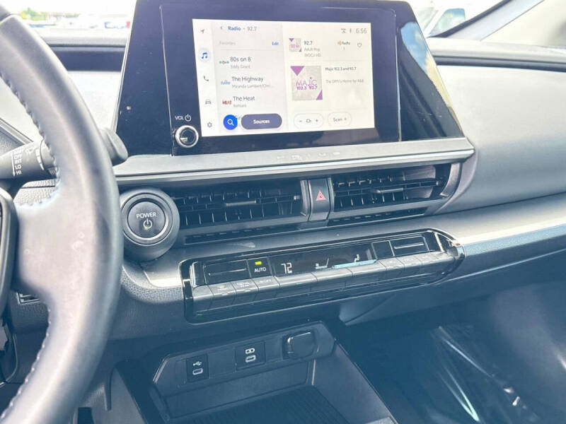 2024 Toyota Prius LE