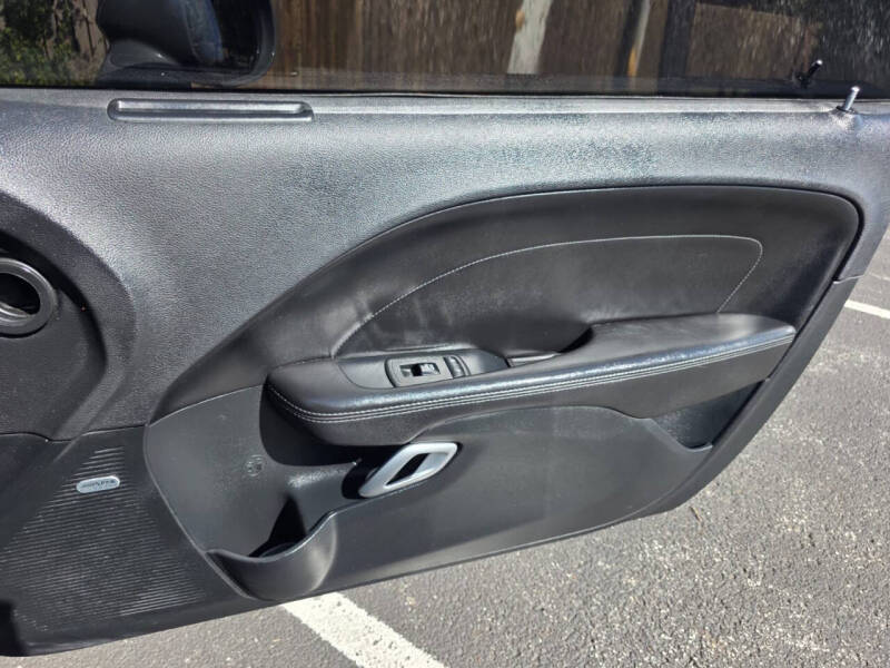 2018 Dodge Challenger SXT Plus