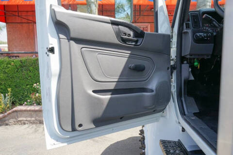 2020 International MV607