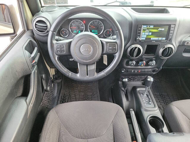 2017 Jeep Wrangler Unlimited Willys Wheeler