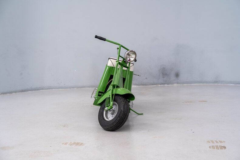 1950 Cushman Road King Model 65