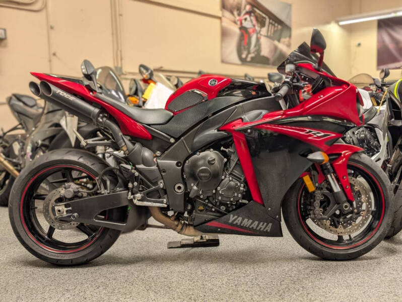 2013 Yamaha YZF-R1