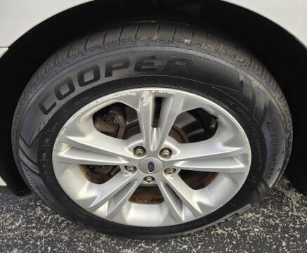 2014 Ford Taurus SEL