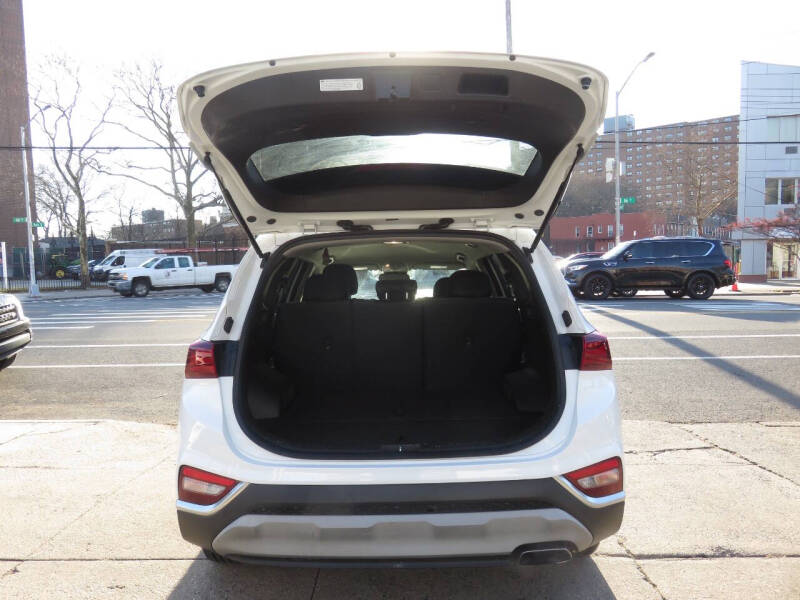 2019 Hyundai Santa Fe SE 2.4L