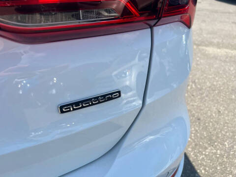 2020 Audi Q3 quattro S line Premium 45 TFSI