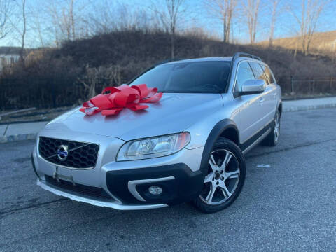 2014 Volvo XC70 for sale at Speedway Motors in Paterson NJ