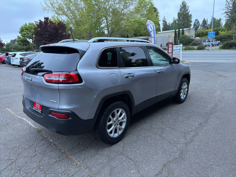 2018 Jeep Cherokee Latitude Plus