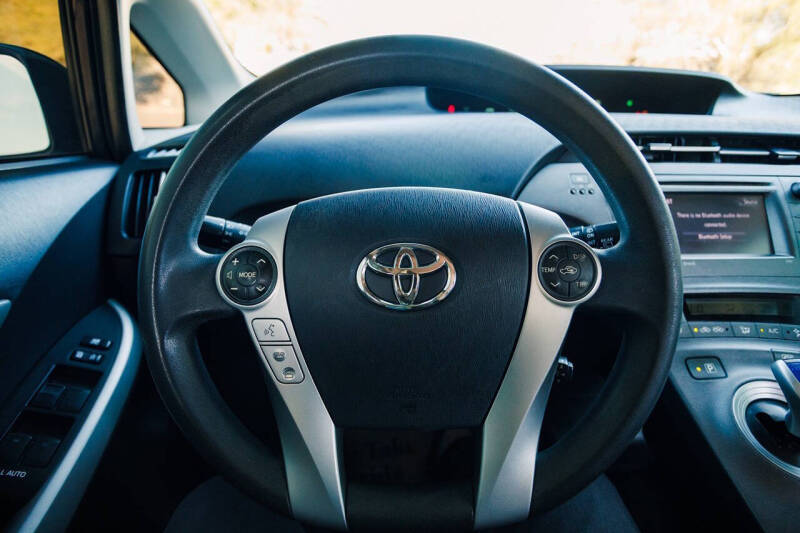 2012 Toyota Prius Three