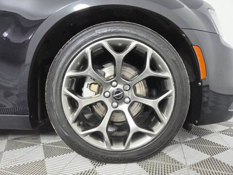 2015 Chrysler 300 S