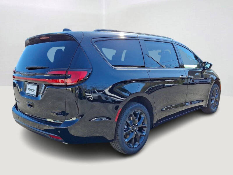 2026 Chrysler Pacifica Limited