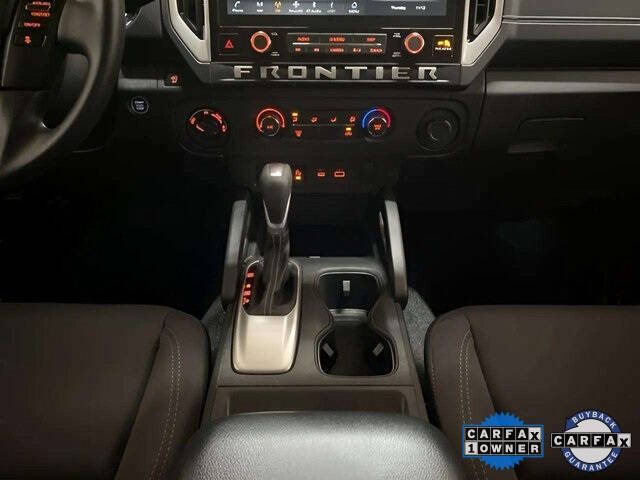 2025 Nissan Frontier SV