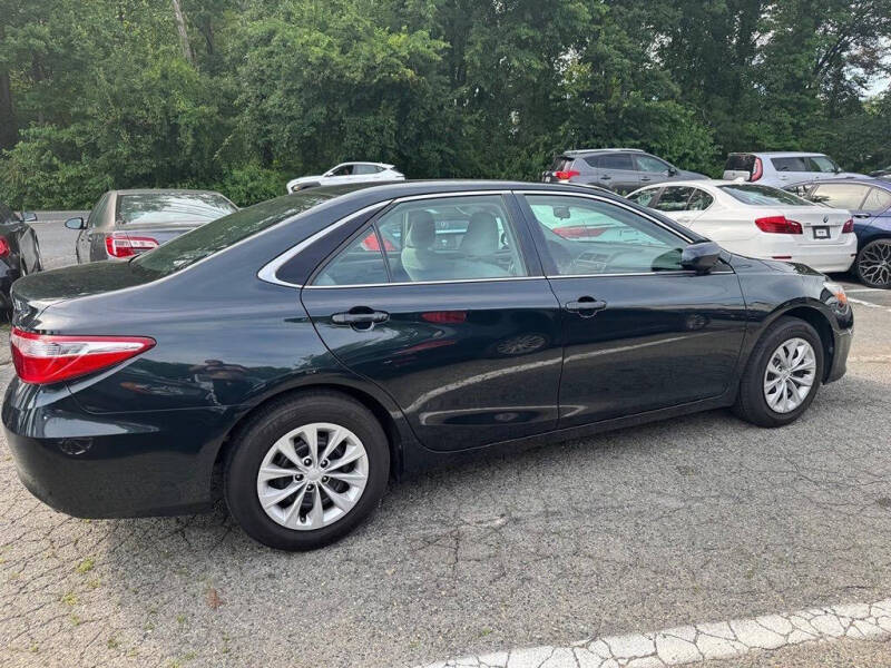 2016 Toyota Camry LE