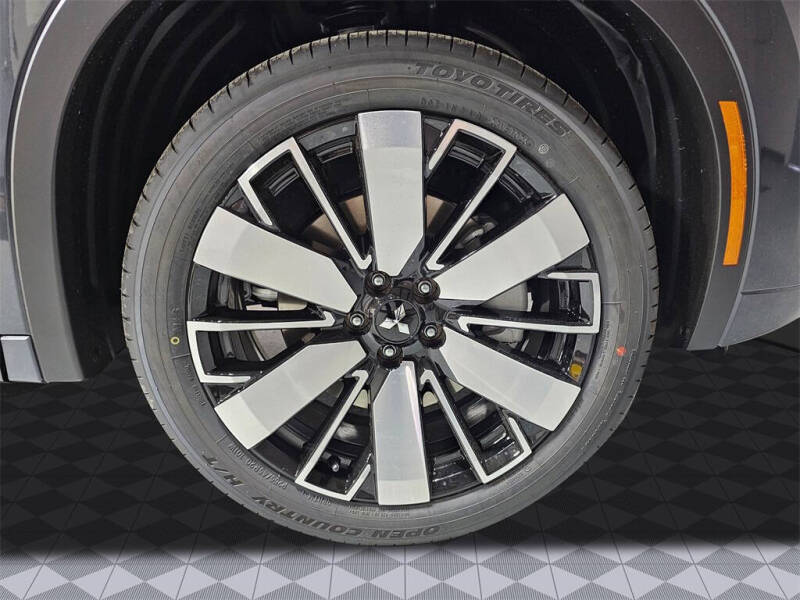 2025 Mitsubishi Outlander SEL